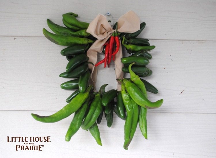 Old-Fashioned Pepper Wreath DIY