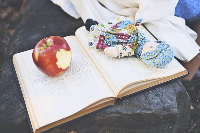 Little House on the Prairie inspired photo shoot by Danielle Pousette