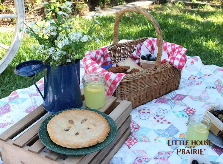 LICENSEES AND CONSUMERS AT HOME  WITH LITTLE HOUSE ON THE PRAIRIE