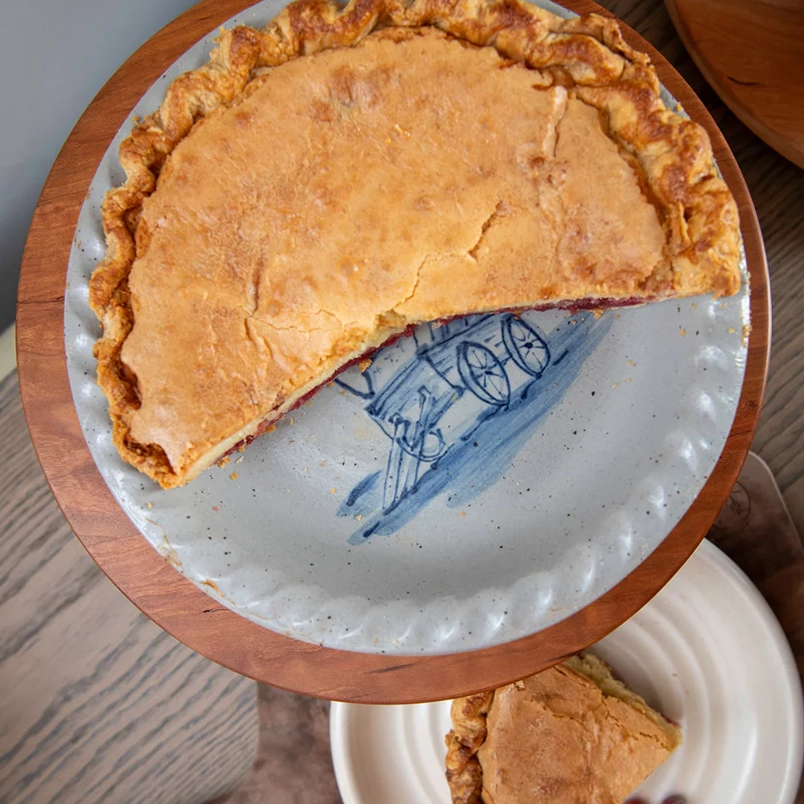 Limited-Edition '50 Years on the Prairie' Pie Plate- Covered Wagon